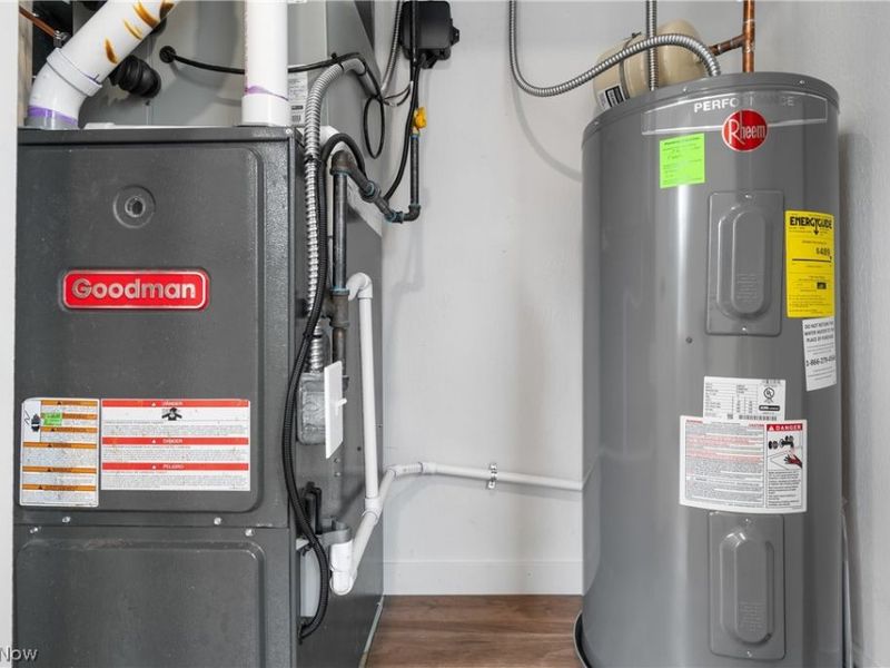 2351 Heston Drive, Lake Milton, OH 44429 Photo 33