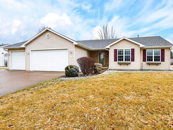 N1901 SAVANNAH DRIVE, Greenville, WI 54942