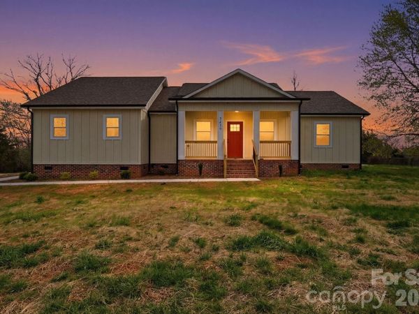 3529 Winters Street , Newton, NC 28658