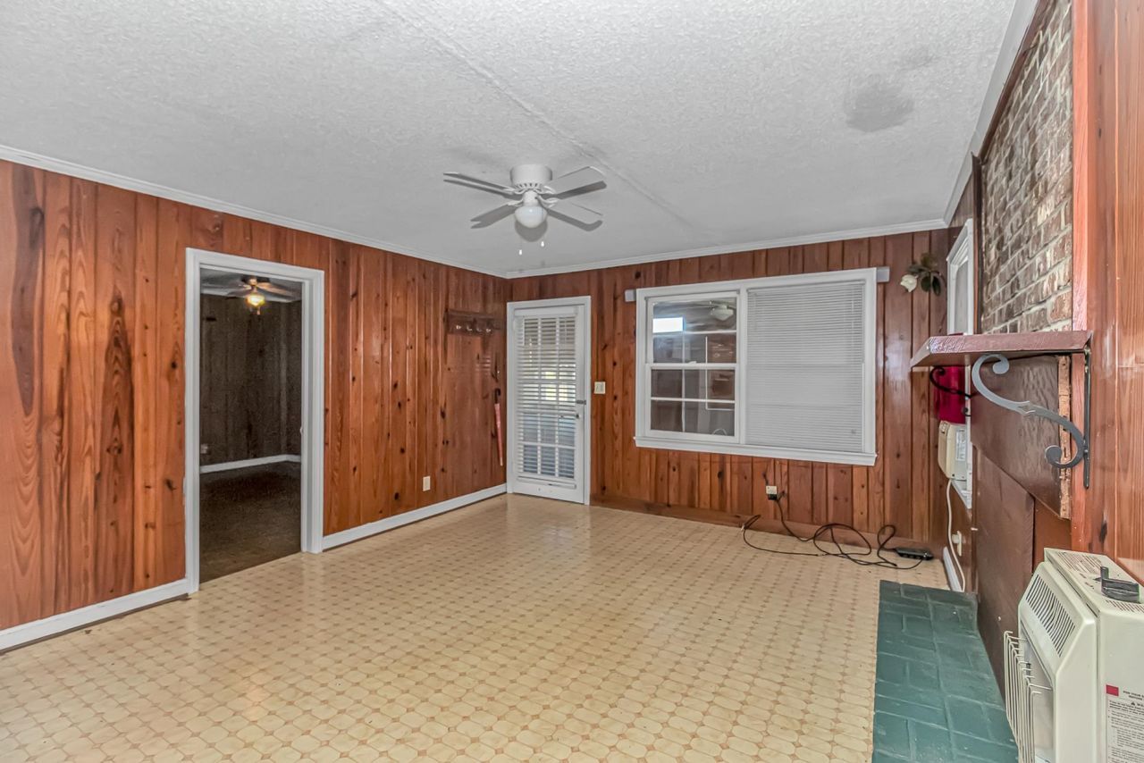 3534 Jordan Landing Rd. Photo 8