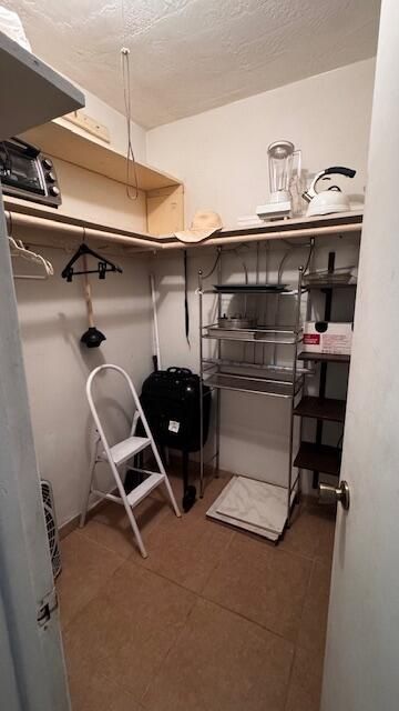 2000 NE 51st Court, Unit 111, Fort Lauderdale, FL 33308 Photo