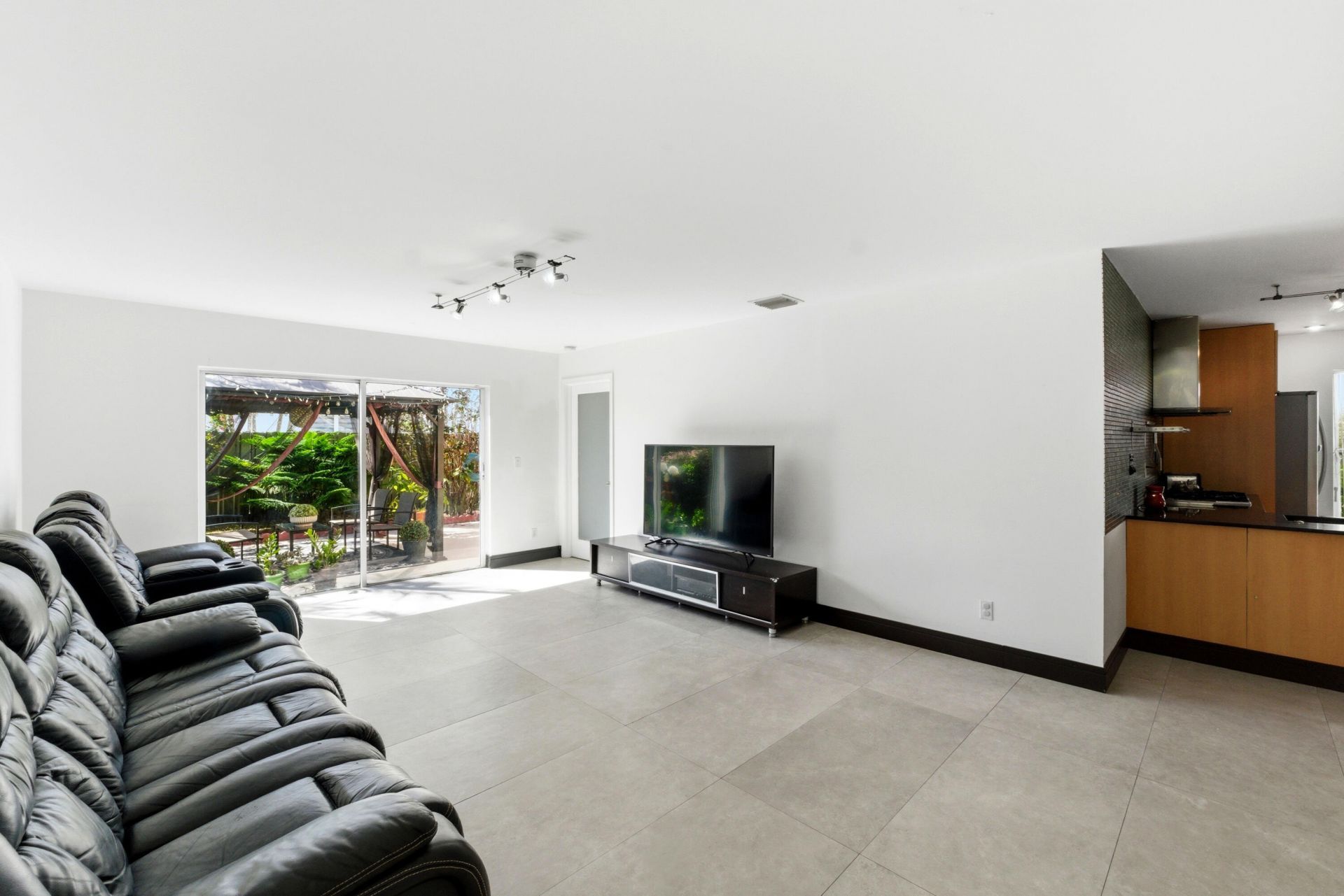 17318 SW 22nd Court, Miramar, FL 33029 Photo