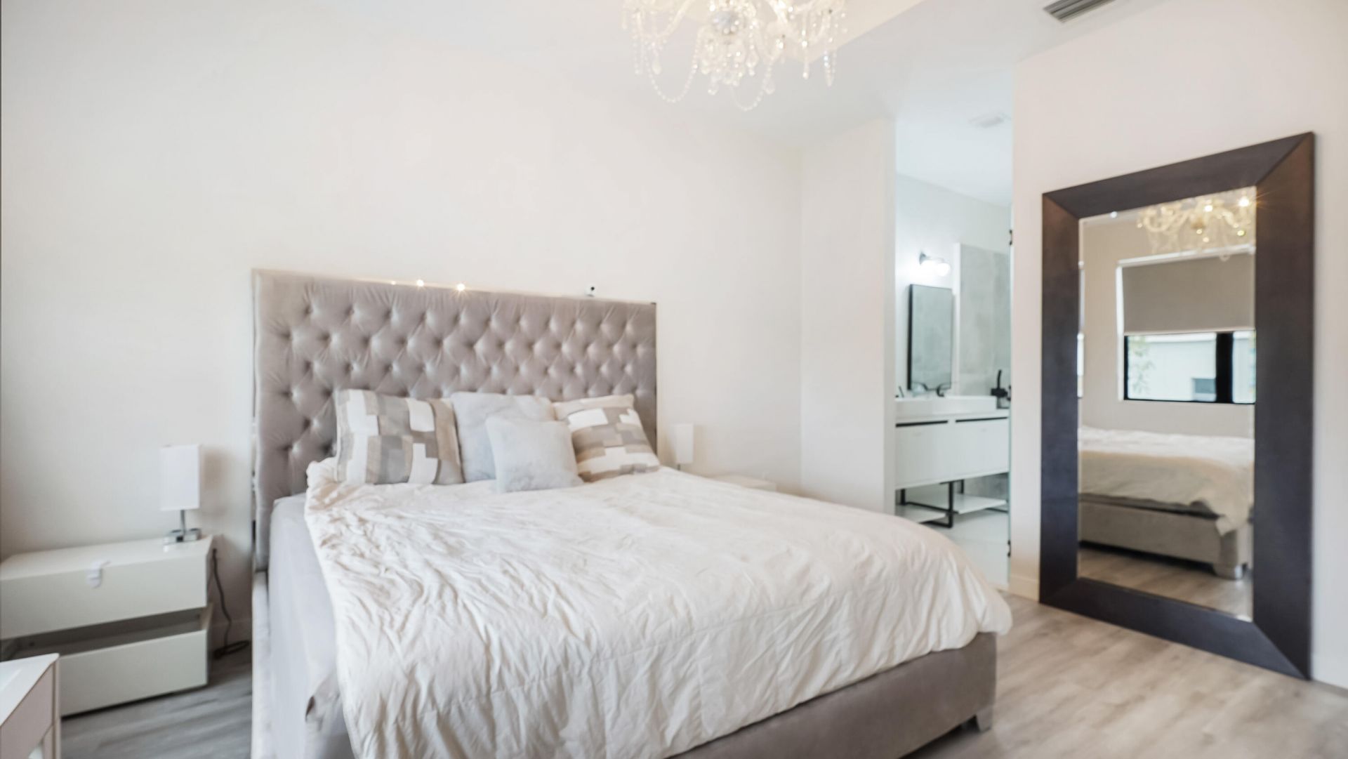 19329 NE 8th Court, Miami, FL 33179 Photo