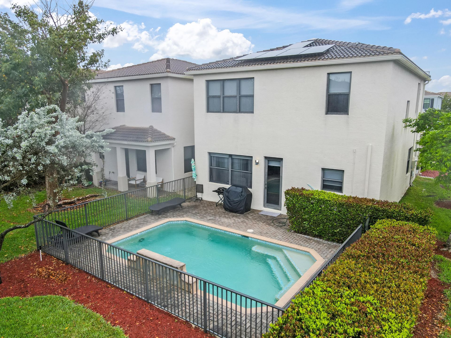 19329 NE 8th Court, Miami, FL 33179 Photo