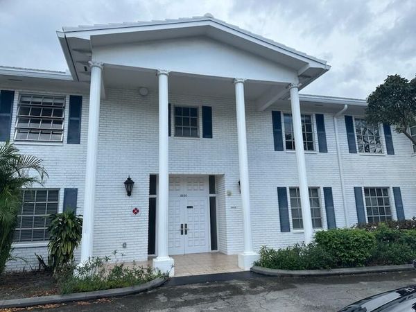 2220 NE 68th Street, Unit 1023, Fort Lauderdale, FL 33308