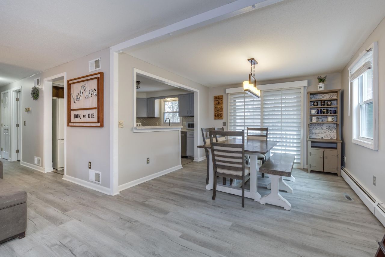 46 Stark Lane, Litchfield, NH 03052 Main Photo