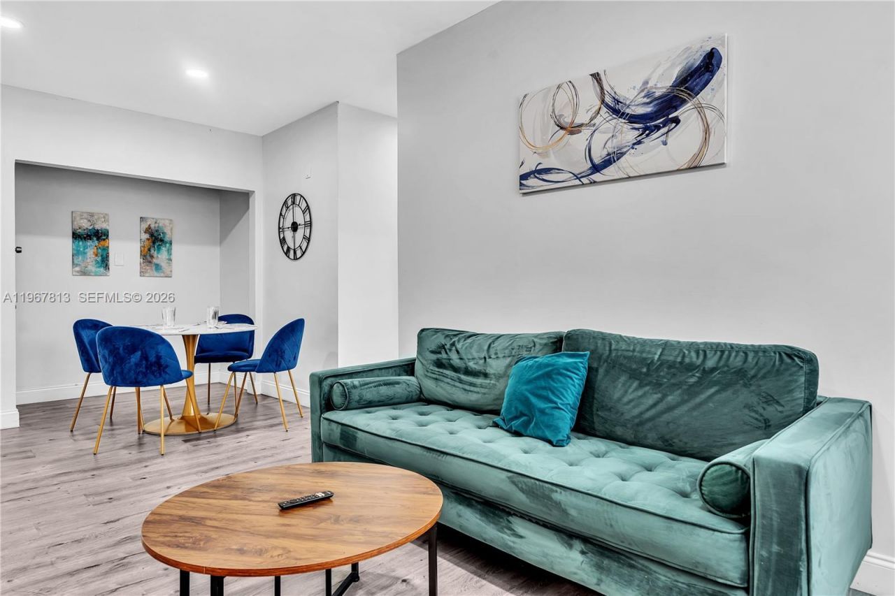 10002 E Bay Harbor Dr, Unit 6, Bay Harbor Islands, FL 33154 Photo