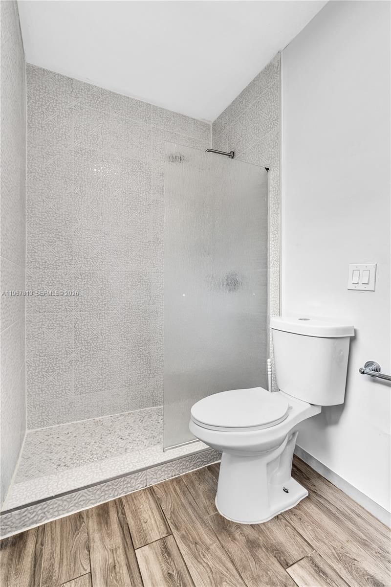 10002 E Bay Harbor Dr, Unit 6, Bay Harbor Islands, FL 33154 Photo