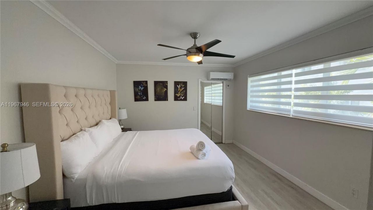 10004 E Bay Harbor Dr , Unit 8, Bay Harbor Islands, FL 33154 Photo