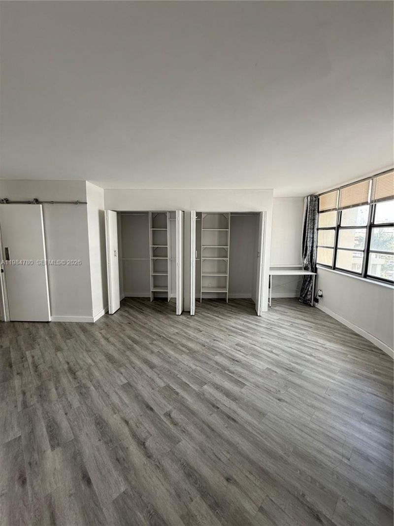 1825 S Ocean Dr , Unit 305, Hallandale Beach, FL 33009 Photo