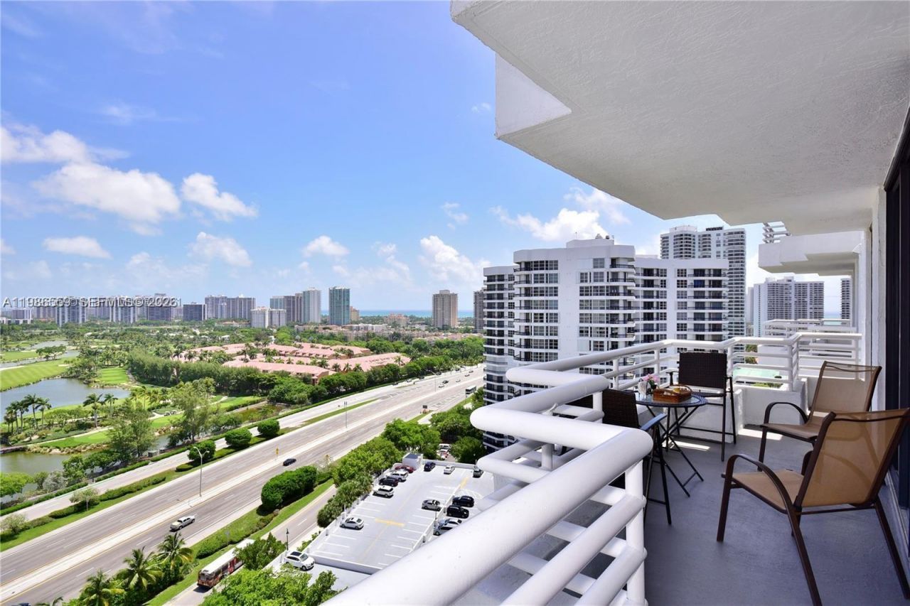 3300 NE 192nd St, Unit LP11, Aventura, FL 33180 Photo