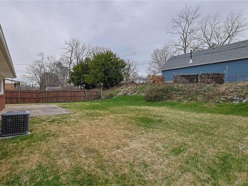 4307 Meadowcroft Road, Dayton, OH 45429 Photo 24