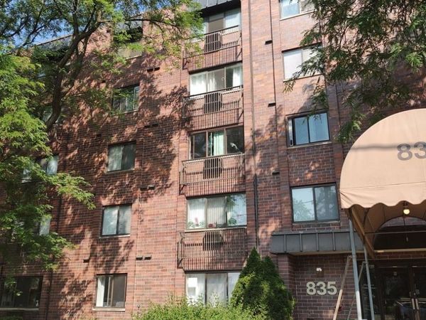 835 Pearson Street , Unit 308, Des Plaines, IL 60016