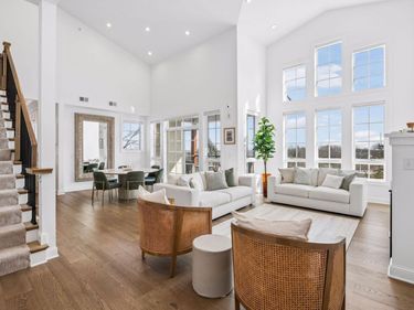 4901 Hawthorne Court, Unit 303, Edina, MN 55436