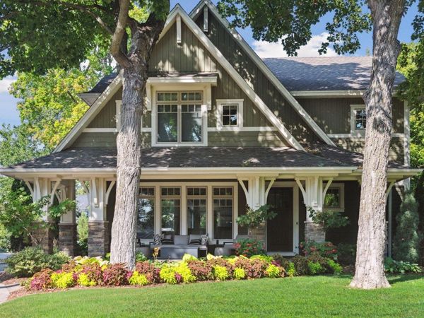 633 Park Street E, Wayzata, MN 55391