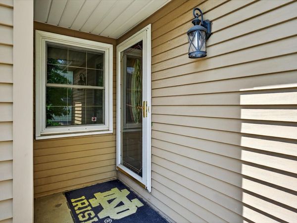 1018 Wheatstone Drive, Mishawaka, IN 46544