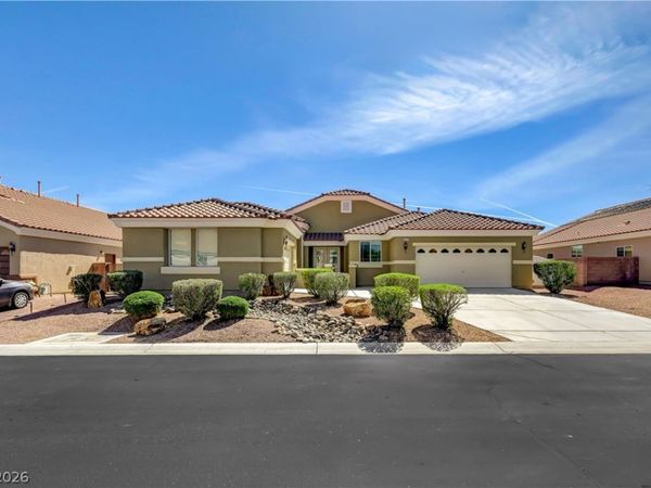 8215 Southern Comfort Avenue , Las Vegas, NV 89131