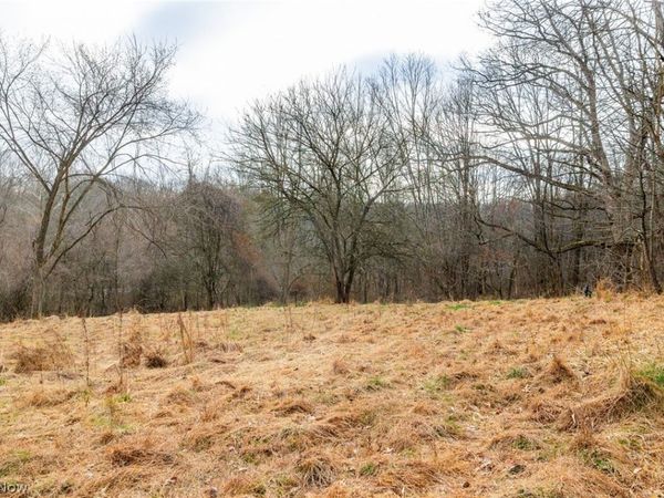 10445 Shannon Road , Frazeysburg, OH 43822