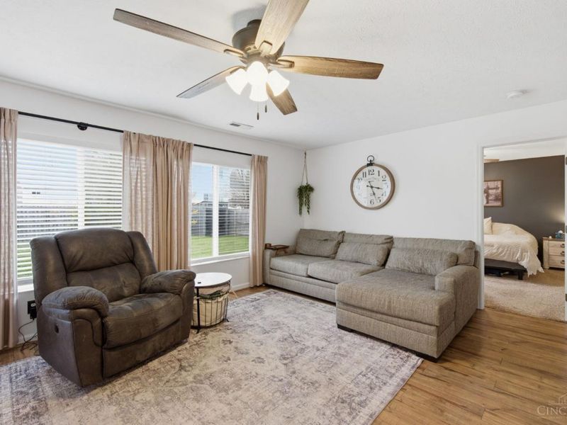 1194 Bugle Bluff Court, Lebanon, OH 45036 Photo 3