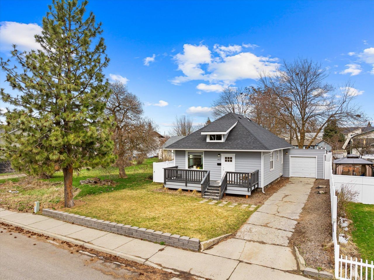 3817 E 28th Ave, Spokane, WA 99223 Main Photo
