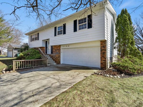 3708 Central Avenue, Valparaiso, IN 46383