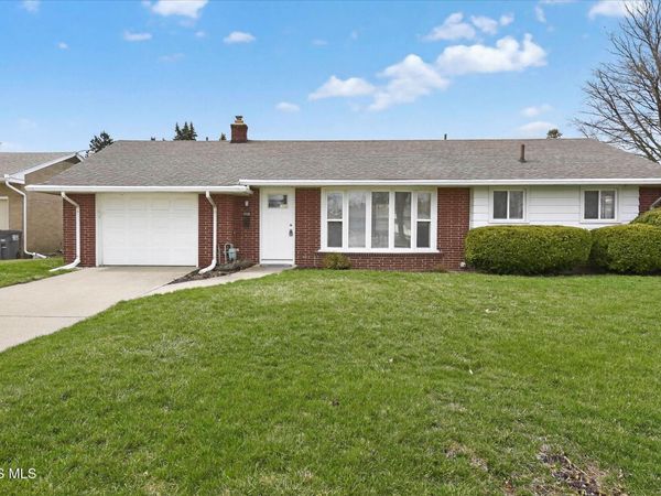 5159 Grosse Point Parkway , Toledo, OH 43611