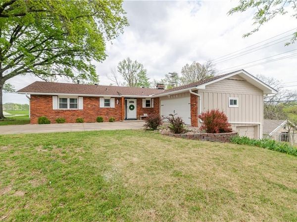 6354 Freeman Avenue, Kansas City, KS 66102