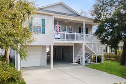 528 6th Ave. S photo 4