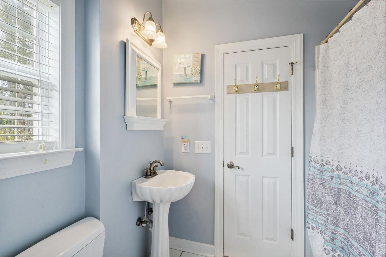 528 6th Ave. S Photo 37