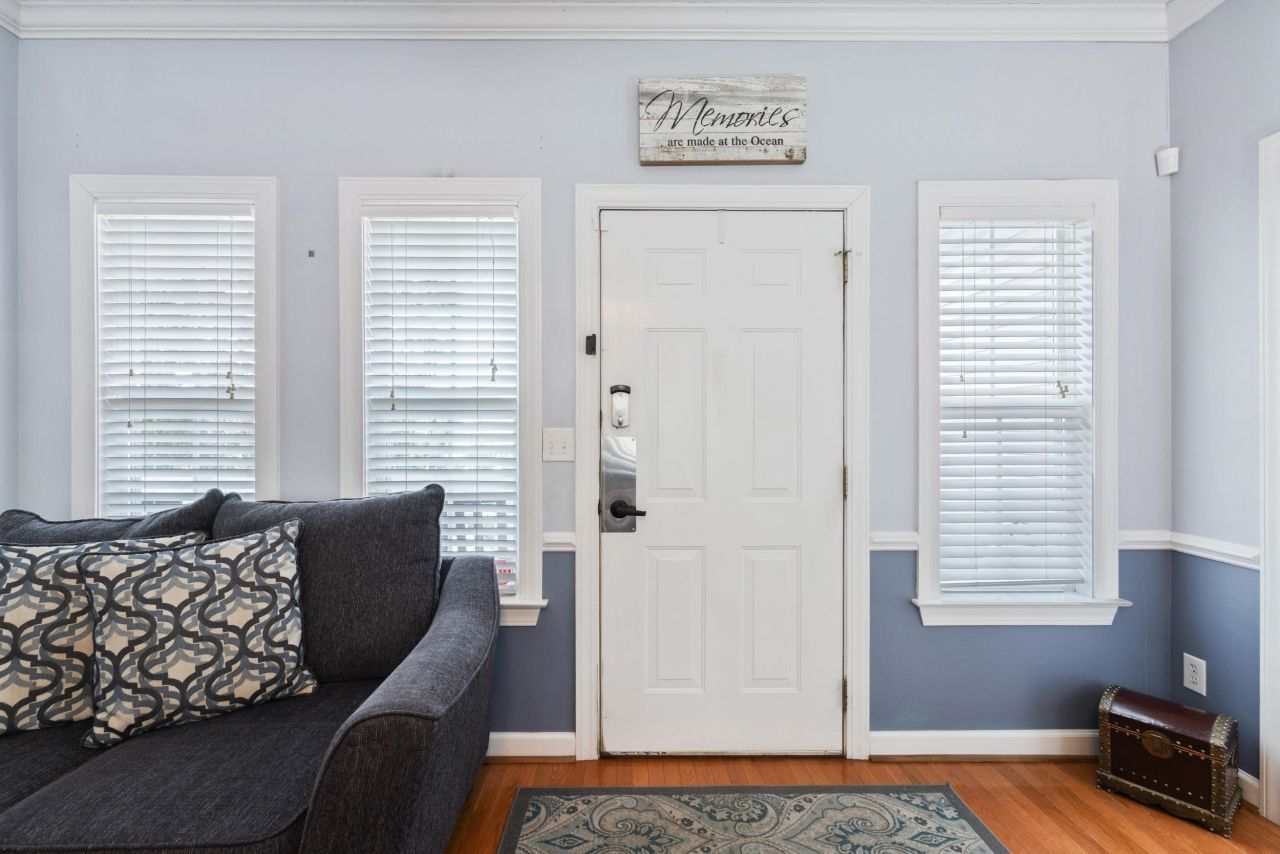 528 6th Ave. S Photo 7