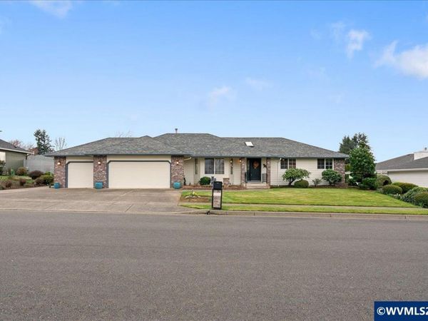 610 SW 7th St, Sublimity, OR 97385