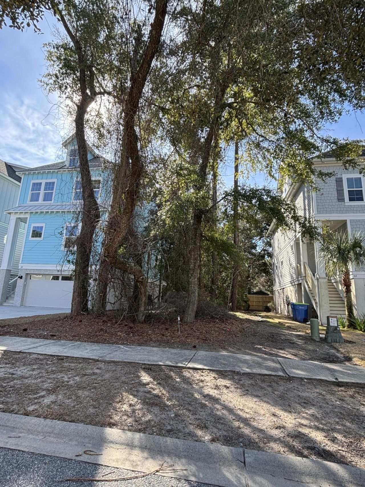 61 Sandcastle Court Photo 4