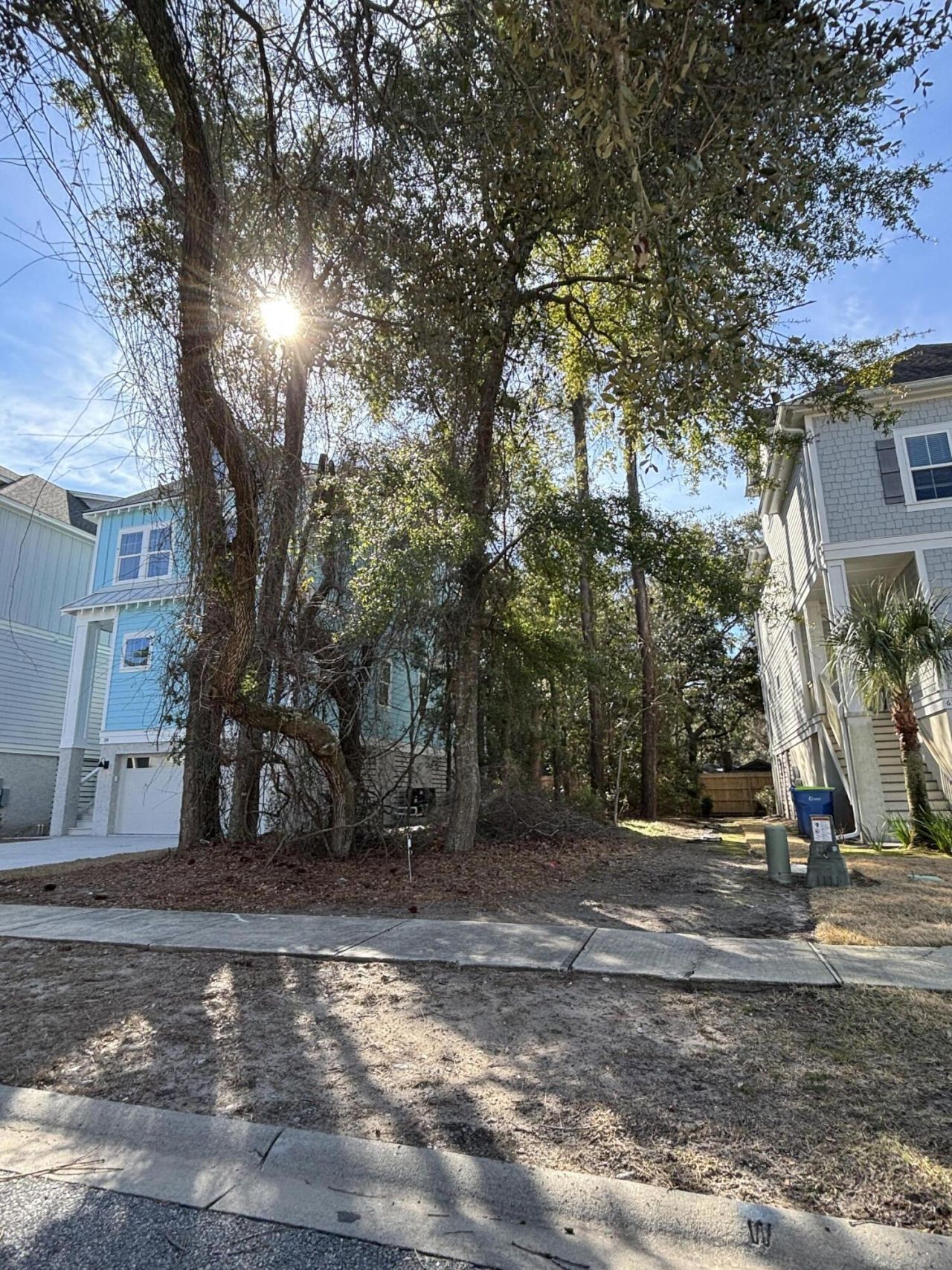 61 Sandcastle Court Photo 5