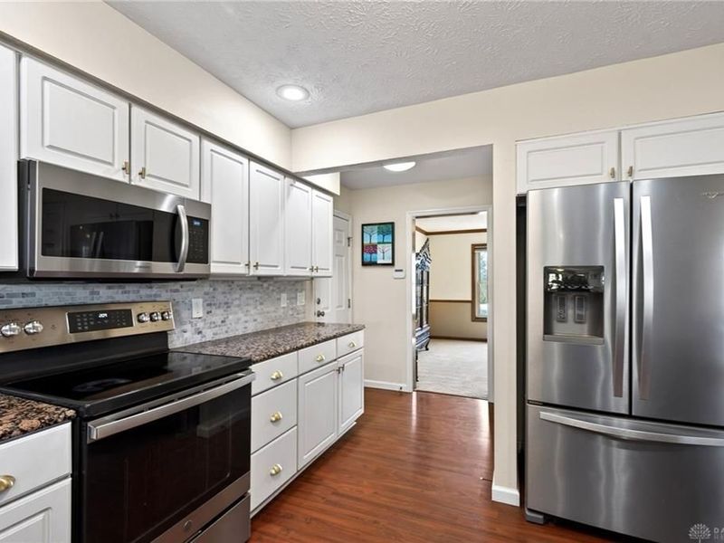 108 Mendy Court, Englewood, OH 45322 Photo 18