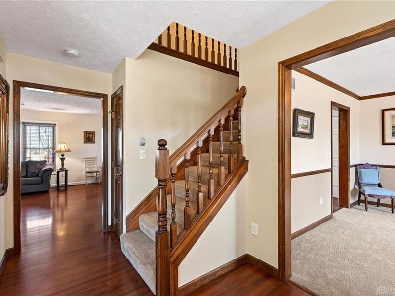 108 Mendy Court, Englewood, OH 45322 Photo 4