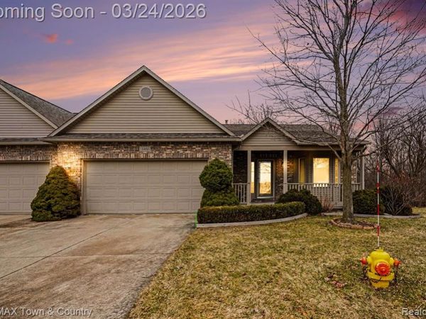 6468 Royal Club Drive, Flint Twp, MI 48433