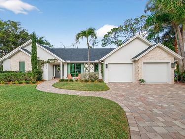 1815 Princess CT, NAPLES, FL 34110