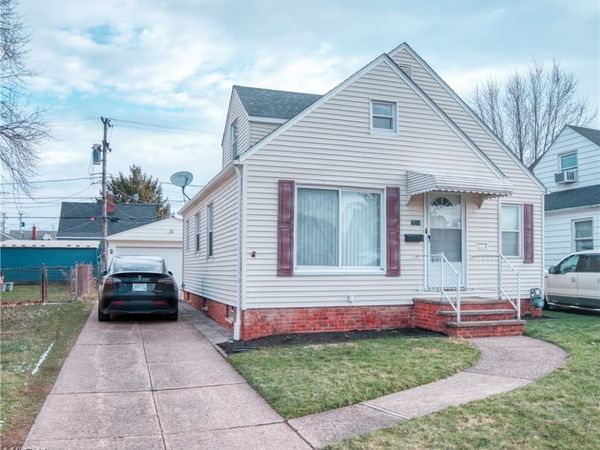 7514 Arden Avenue , Parma, OH 44129