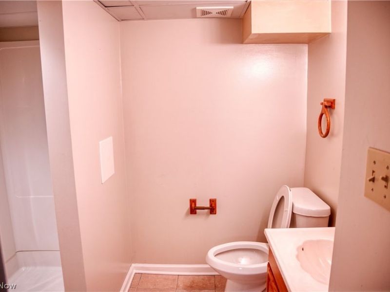 7514 Arden Avenue , Parma, OH 44129 Photo 16