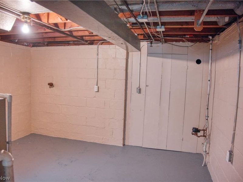 7514 Arden Avenue , Parma, OH 44129 Photo 19