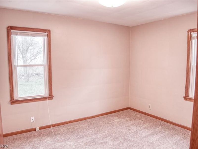 7514 Arden Avenue , Parma, OH 44129 Photo 8