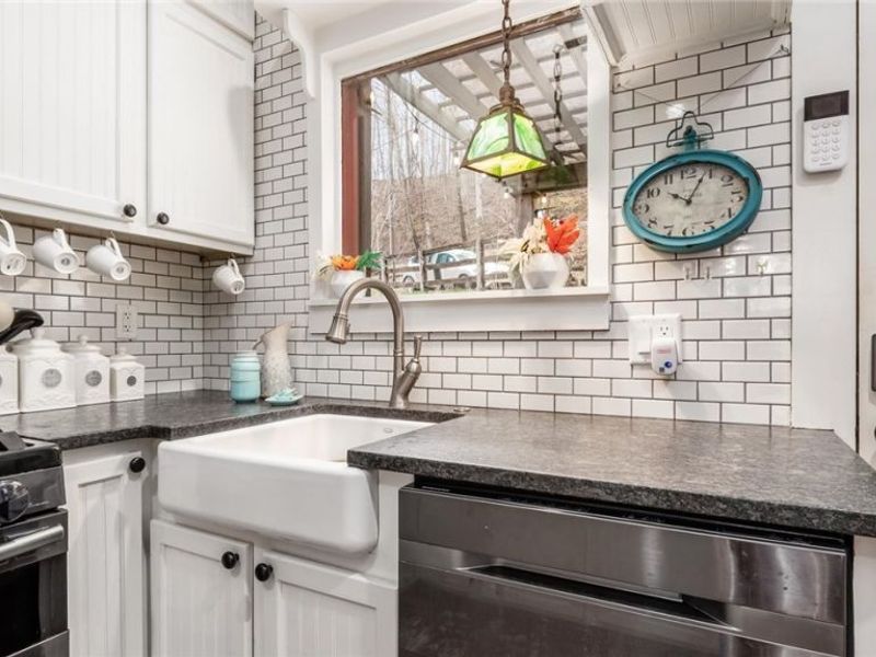 6405 N River Road, Zanesville, OH 43701 Photo 3