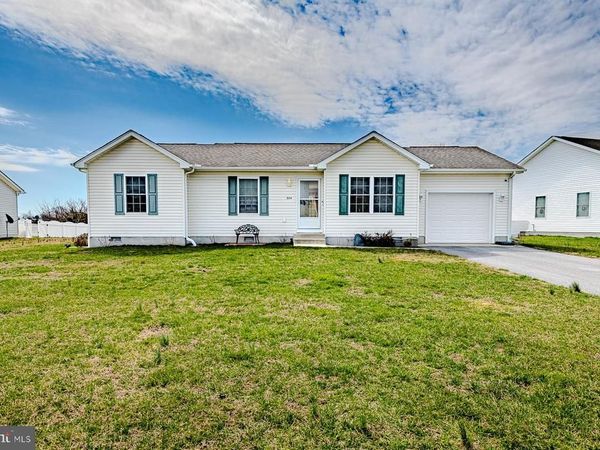 204 FRIENDSHIP WAY, HARRINGTON, DE 19952