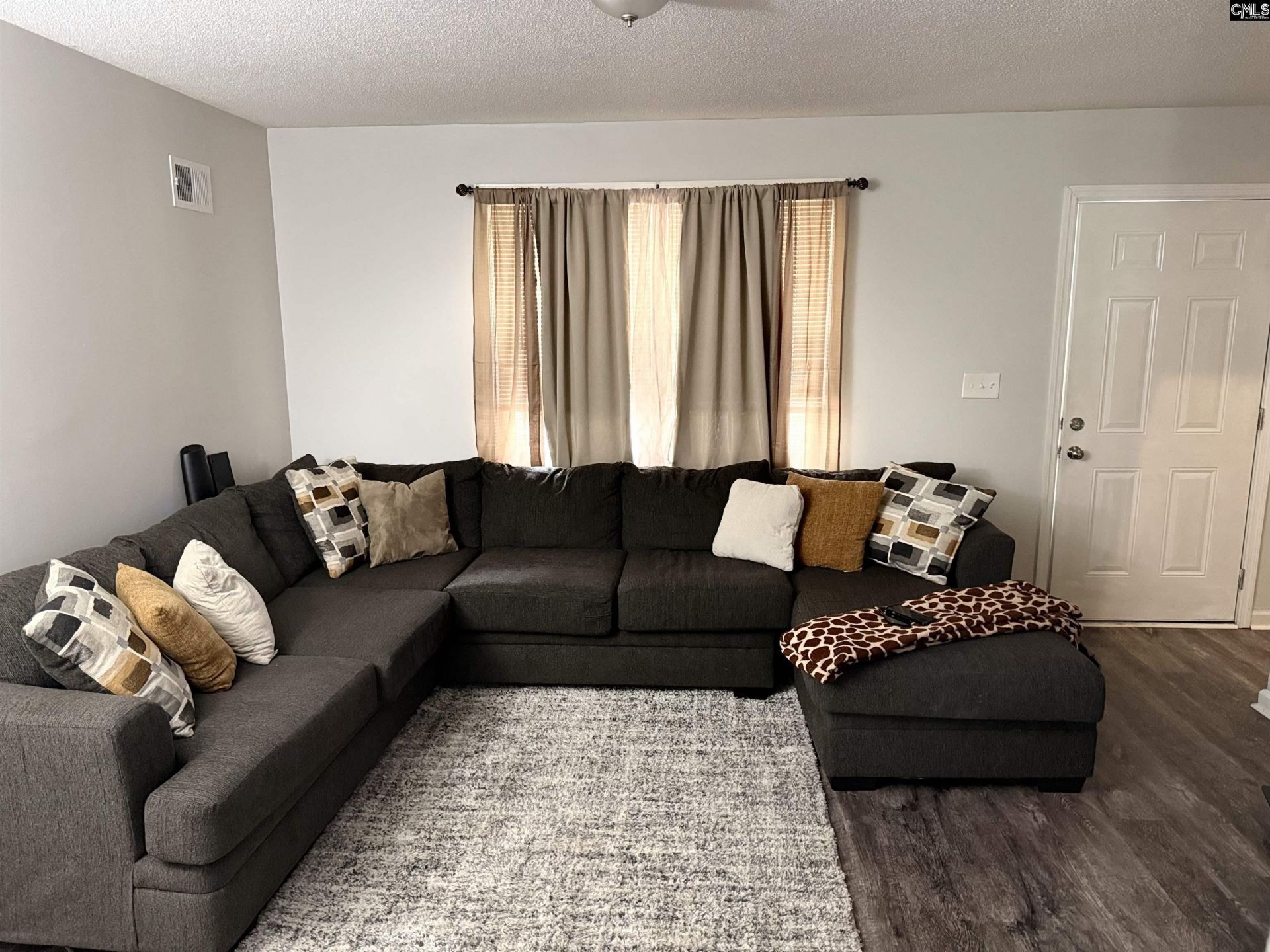 205 Wynn Way  Photo 6