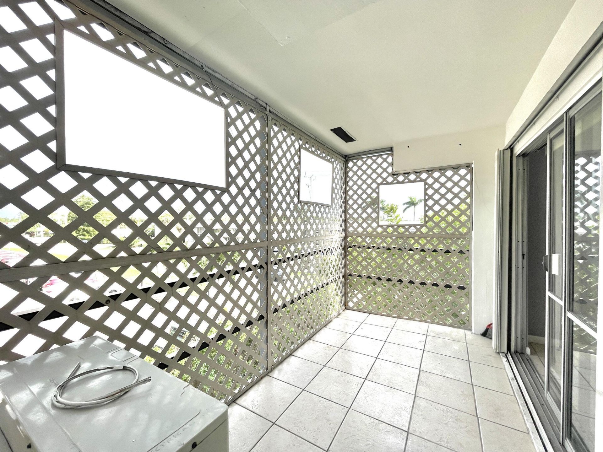 1021 Crystal Lake Drive, Unit 315, Deerfield Beach, FL 33064 Photo