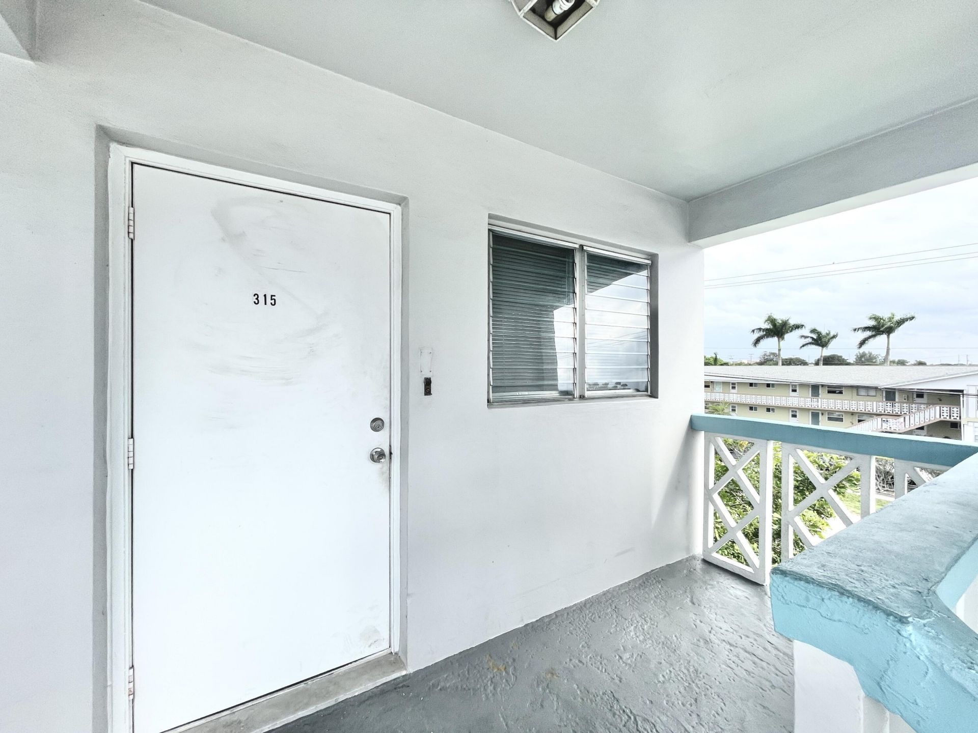 1021 Crystal Lake Drive, Unit 315, Deerfield Beach, FL 33064 Photo