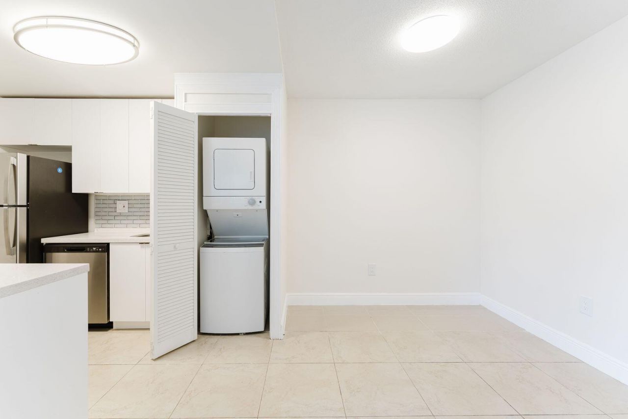 201 SW 7th Street, Unit 10, Boca Raton, FL 33432 Photo