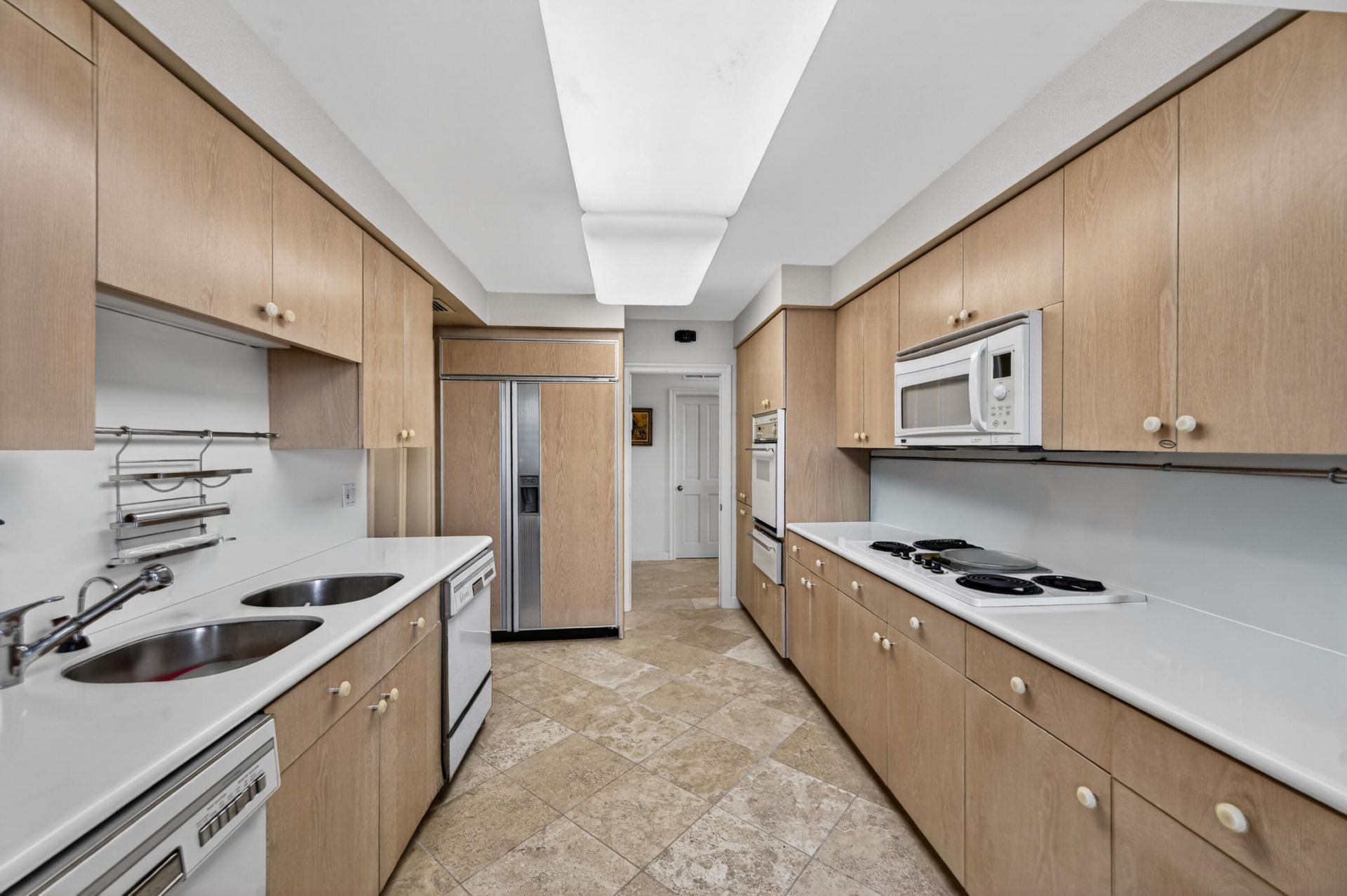 5500 Collins Avenue, Unit 302, Miami Beach, FL 33140 Photo