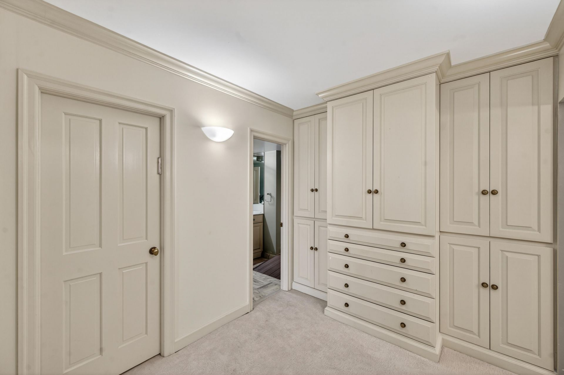 5500 Collins Avenue, Unit 302, Miami Beach, FL 33140 Photo