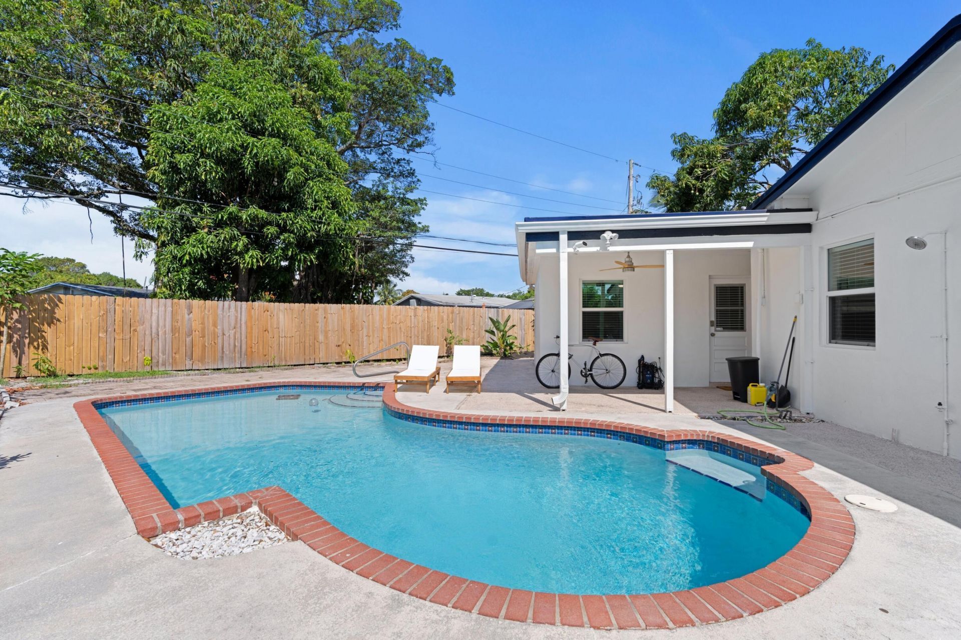 1517 NW 12th Avenue, Fort Lauderdale, FL 33311 Photo